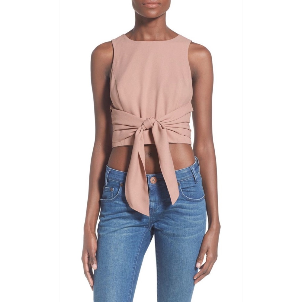 Never worn J.O.A. Tie Front Crop Top in Mauve size M
